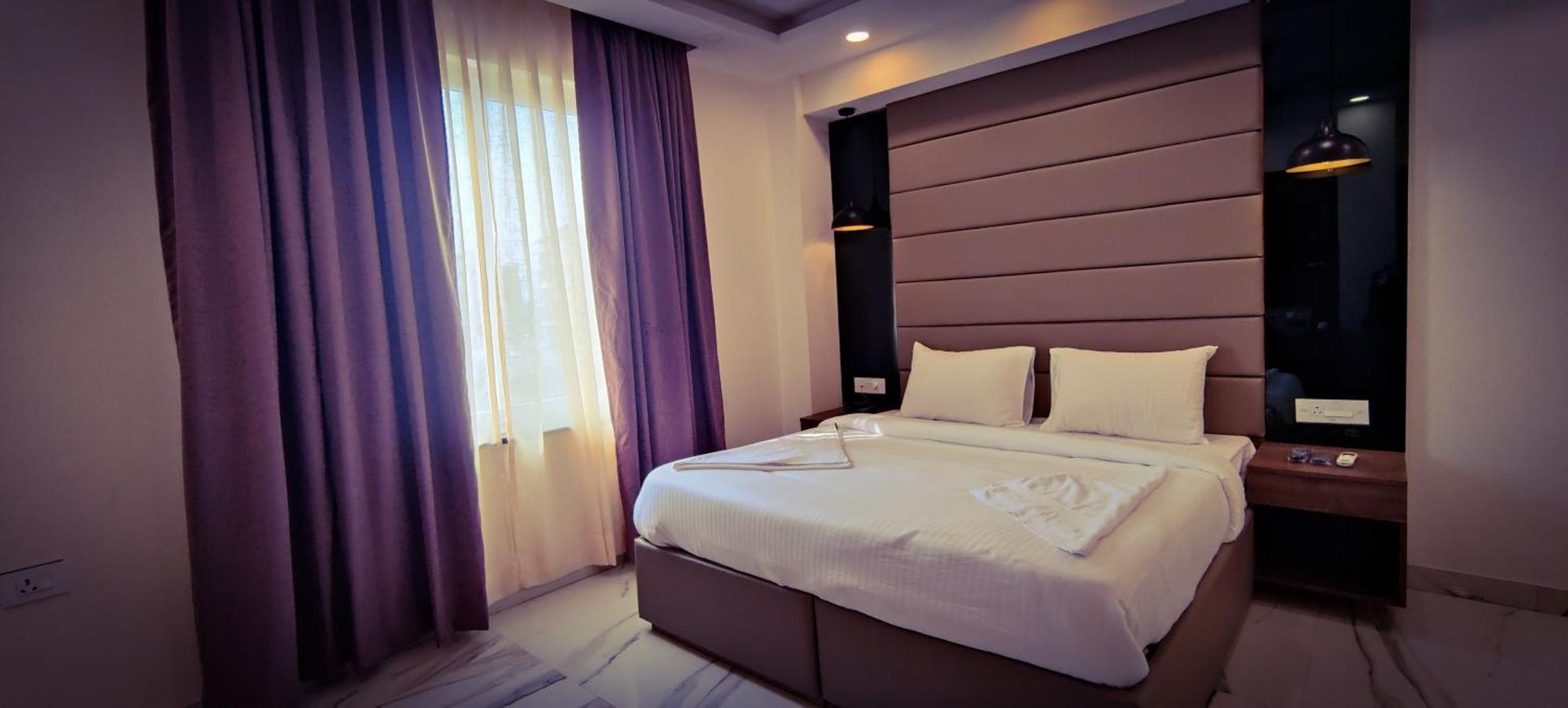 PK Budget Hotel Noida Eksteriør billede