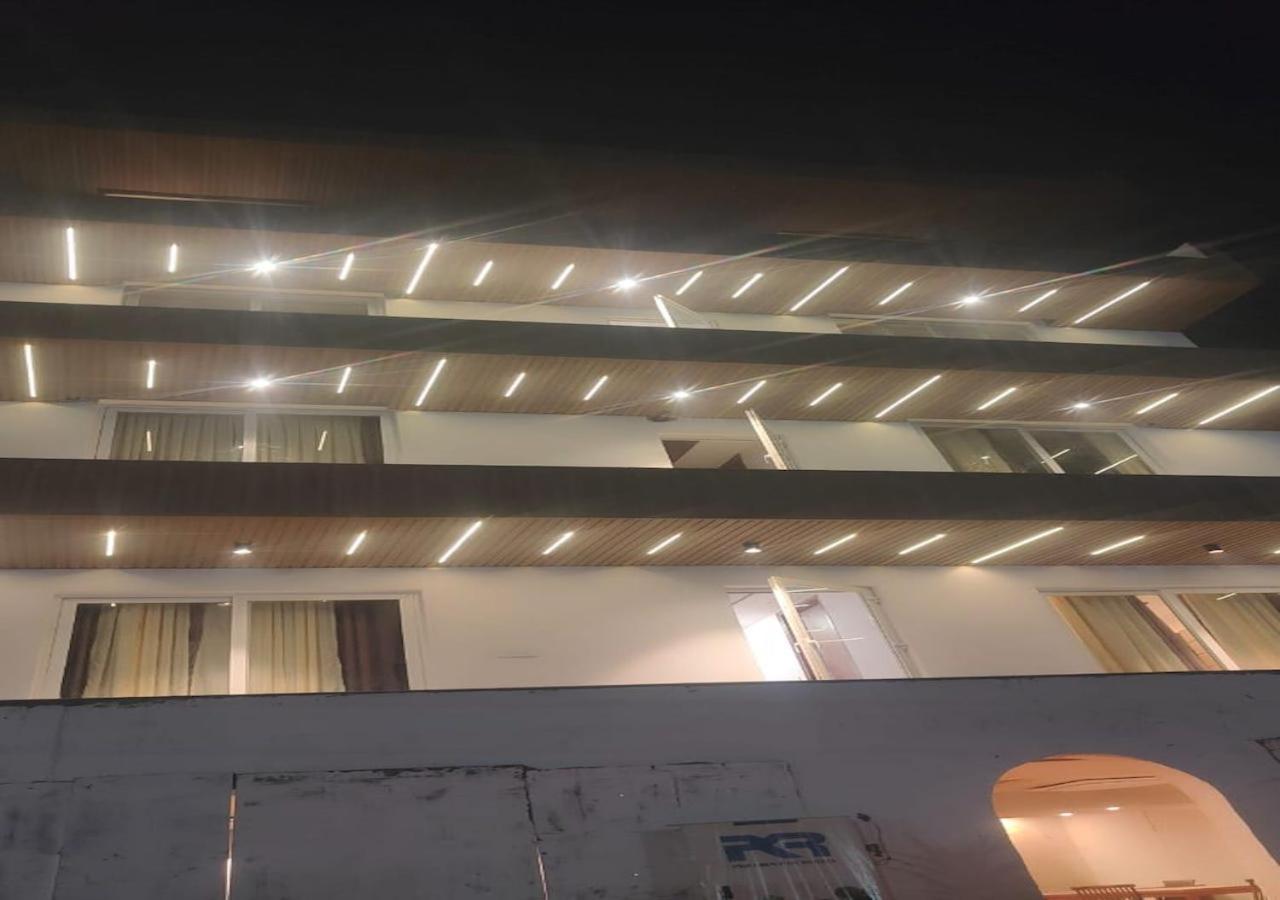 PK Budget Hotel Noida Eksteriør billede