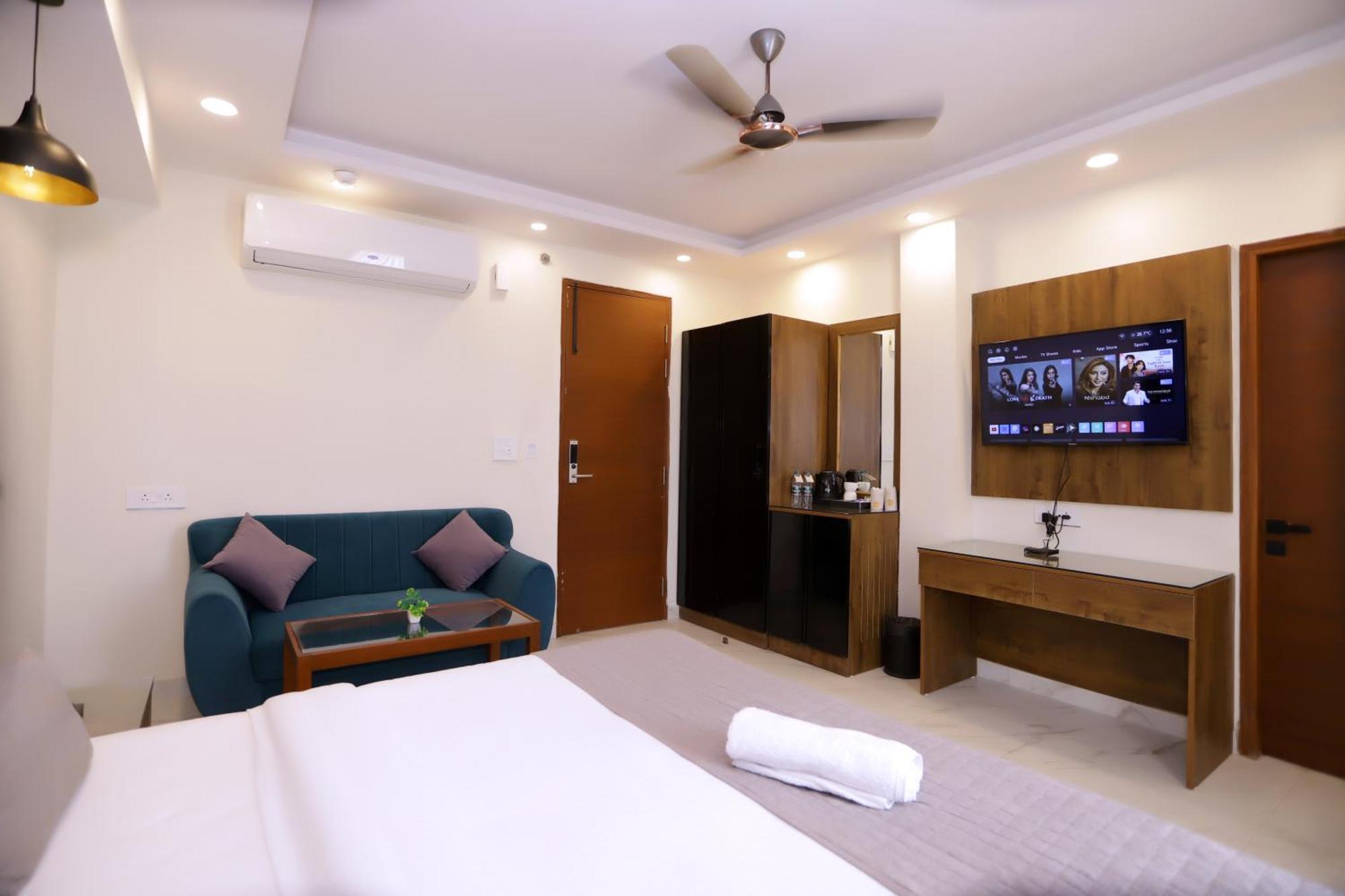 PK Budget Hotel Noida Eksteriør billede