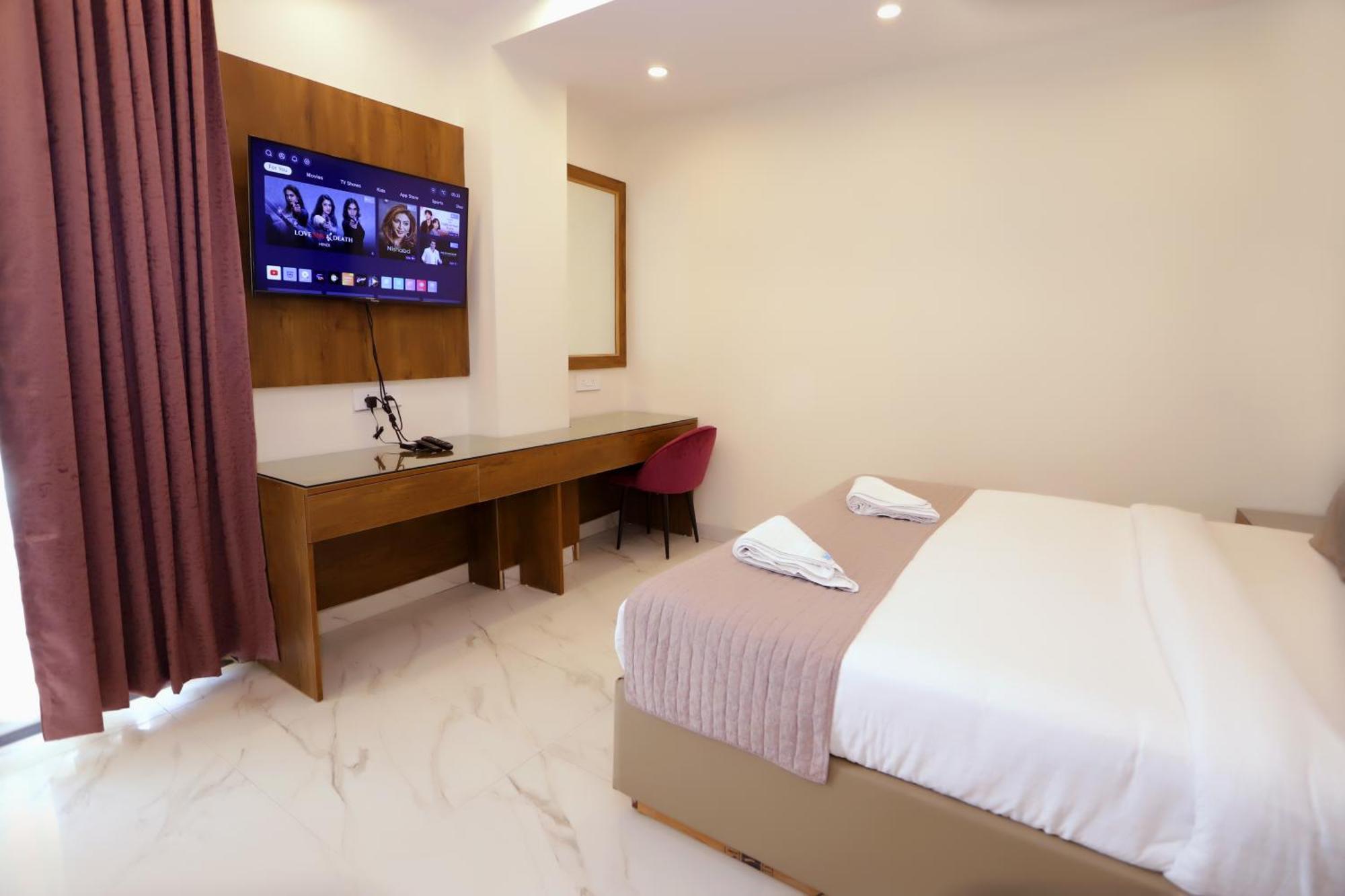 PK Budget Hotel Noida Eksteriør billede